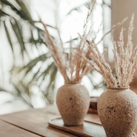 Comment choisir un distributeur de serviettes hygiéniques pour un établissement public ?