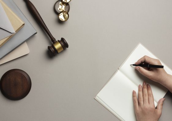 Quel avocat choisir pour un litige en droit des successions ?
